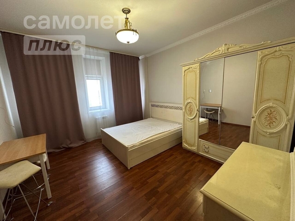 
   Продам 3-комнатную, 67.7 м², Кемеровская ул, 24

. Фото 9.