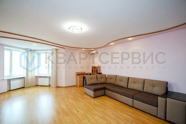 
   Продам 4-комнатную, 160.2 м², Масленникова ул, 80

. Фото 5.