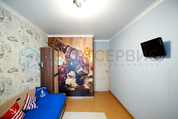 
   Продам 3-комнатную, 74 м², 5 Армии ул, 14

. Фото 2.