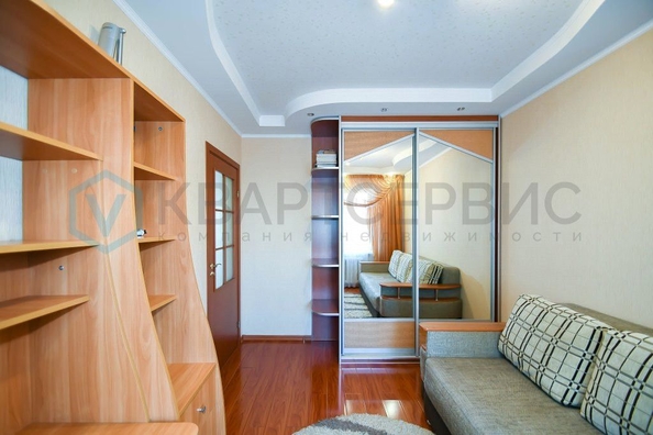 
   Продам 4-комнатную, 87.5 м², Харьковская ул, 3к1

. Фото 3.