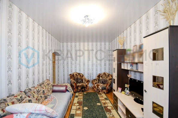 
   Продам дом, 280 м², Горячий Ключ

. Фото 2.