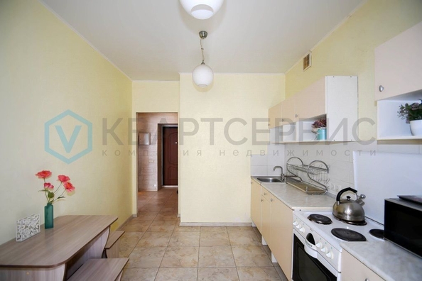 
   Продам 1-комнатную, 39.9 м², Перелета ул, 29

. Фото 7.