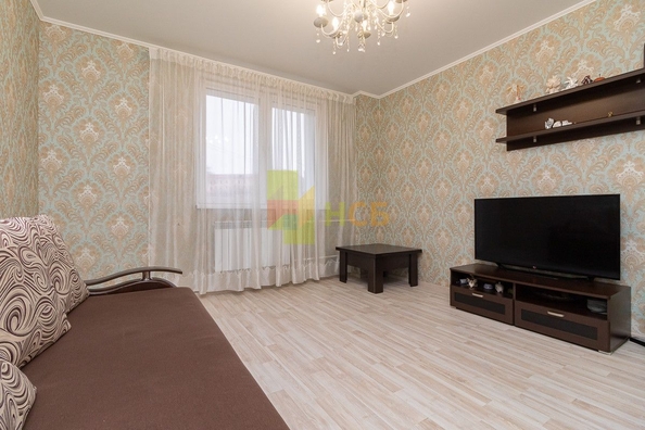 
   Продам 2-комнатную, 57.3 м², Красный Путь ул, 137/1

. Фото 1.