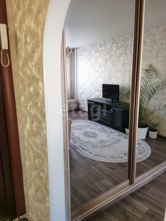 
   Продам 1-комнатную, 30 м², Карело-Финская ул, 23

. Фото 3.