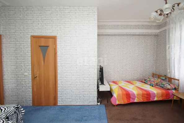 
   Продам 1-комнатную, 35 м², Серова ул, 5

. Фото 4.