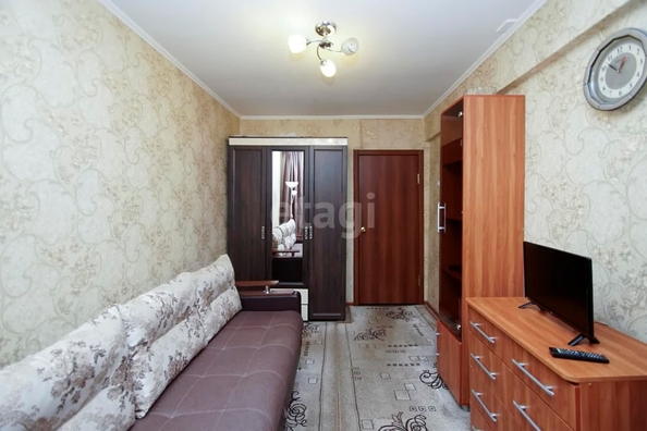 
   Продам 3-комнатную, 62 м², Крыловская ул, 54А

. Фото 9.