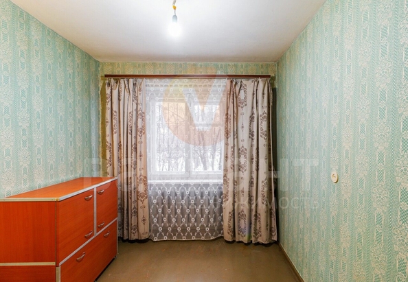 
   Продам 3-комнатную, 50 м², Блюхера ул, 12А

. Фото 4.