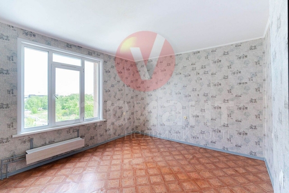 
   Продам 1-комнатную, 40 м², Комарова пр-кт, 17к2

. Фото 7.