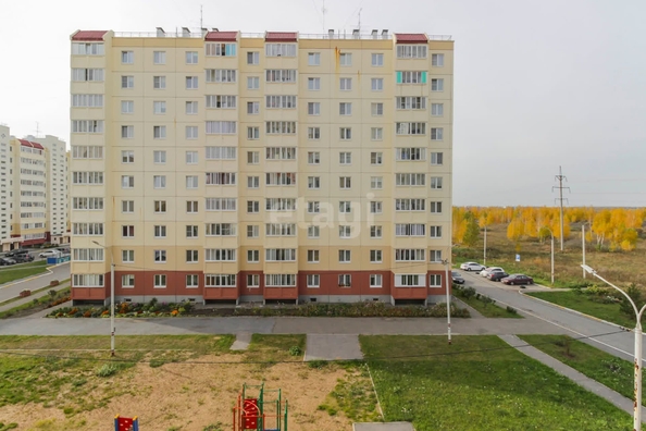 
   Продам 3-комнатную, 72 м², Стороженко ул, 25к9

. Фото 4.