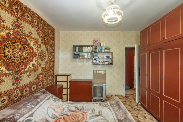 
   Продам 2-комнатную, 52.9 м², Химиков ул, 12

. Фото 2.