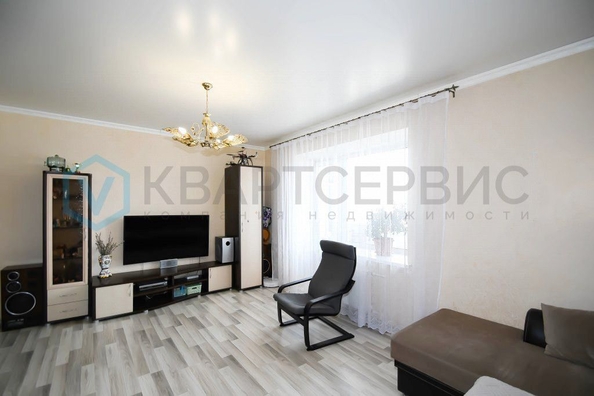 
   Продам 3-комнатную, 75.7 м², Школьный б-р, 1

. Фото 3.