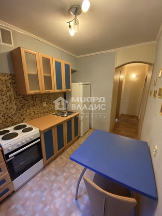 
   Продам 2-комнатную, 48.5 м², Архитекторов б-р, 3/10

. Фото 2.