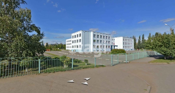 
   Продам 3-комнатную, 68.2 м², Конева ул, 36/1

. Фото 3.