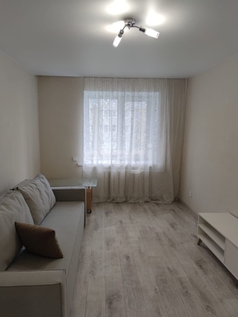 
   Продам 2-комнатную, 47.3 м², Серова ул, 24

. Фото 6.