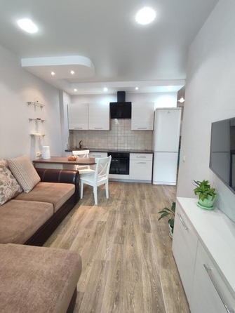 
   Продам 1-комнатную, 41 м², Архитекторов б-р, 13

. Фото 1.