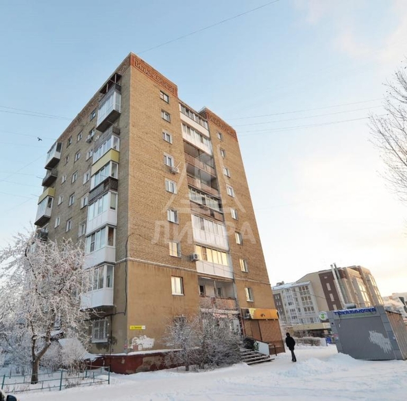 
   Продам 3-комнатную, 55.2 м², Химиков ул, 4

. Фото 16.