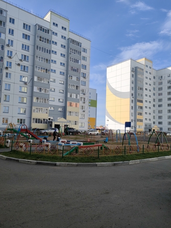 
   Продам студию, 33 м², Малиновского ул, 23

. Фото 2.