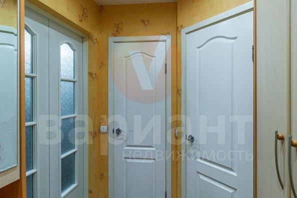 
   Продам 3-комнатную, 42 м², Бульварная ул, 4А

. Фото 2.