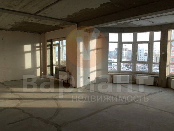 
   Продам 2-комнатную, 106 м², 10 лет Октября ул, 43/1

. Фото 8.