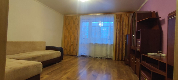 
  Сдам в аренду 1-комнатную квартиру, 38 м², Омск

. Фото 3.