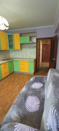 
  Сдам в аренду 1-комнатную квартиру, 44 м², Омск

. Фото 1.