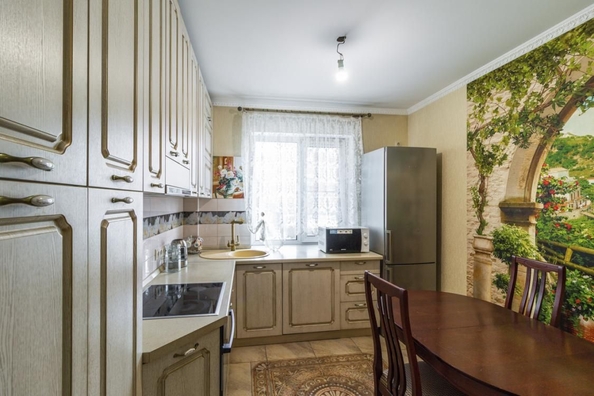 
   Продам 3-комнатную, 72 м², Харьковская ул, 27

. Фото 9.