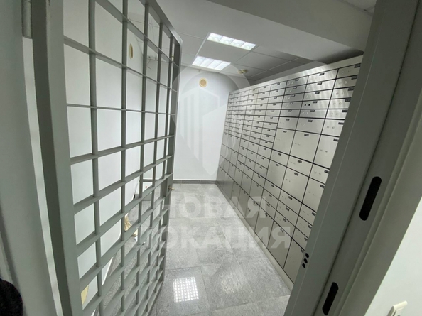 
  Сдается универсальное помещение, 200 м², Карла Маркса пр-кт, д. 17
. Фото 12.