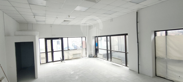 
  Сдается торговая площадь, 120 м², Блюхера ул, д. 3Б
. Фото 1.