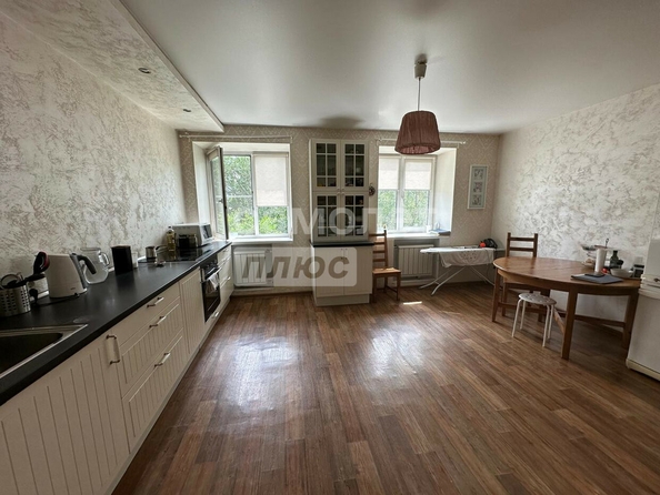 
  Продается 4-комн. квартира, 106.4 м², Хлебная ул, д. 33
. Фото 2.