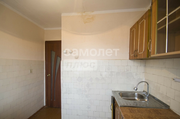 
  Продается 3-комн. квартира, 63.4 м², Северная 27-я ул, д. 3
. Фото 4.