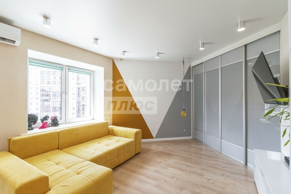 
  Продается 1-комн. квартира, 42.8 м², Перелета ул, д. 31
. Фото 2.