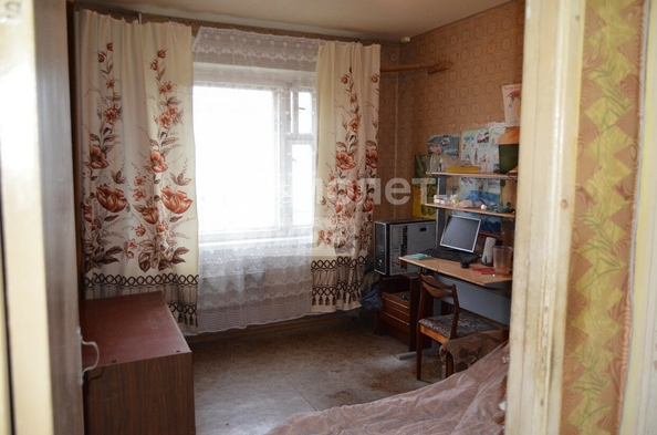 
  Продается 4-комн. квартира, 79.7 м², Омская ул, д. 108
. Фото 3.