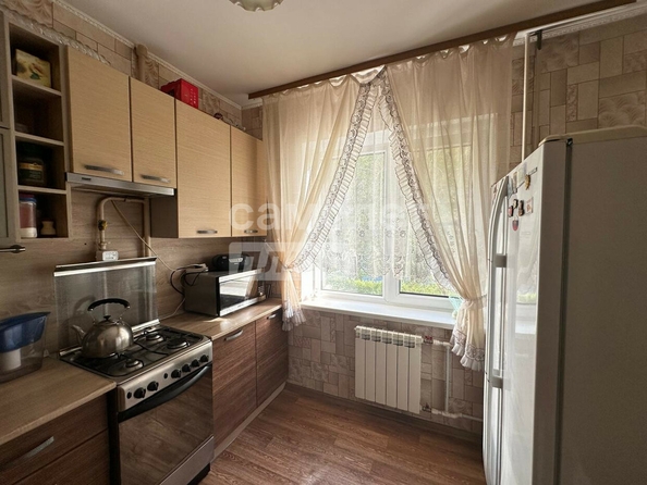 
  Продается 2-комн. квартира, 48.1 м², Степанца ул, д. 8
. Фото 5.