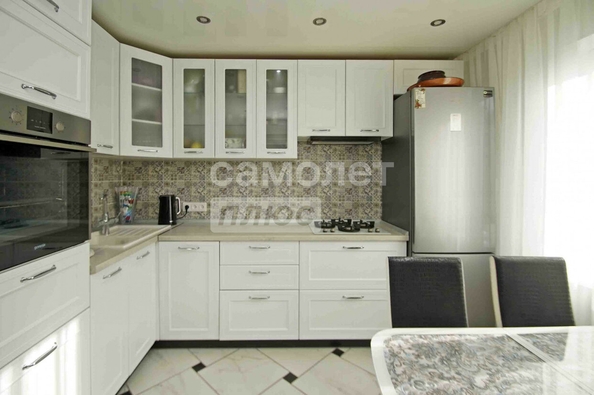 
  Продается 3-комн. квартира, 68 м², Рокоссовского ул, д. 16к3
. Фото 5.