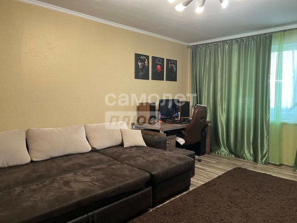 
  Продается 2-комн. квартира, 65.7 м², Кирова ул, д. 20
. Фото 5.