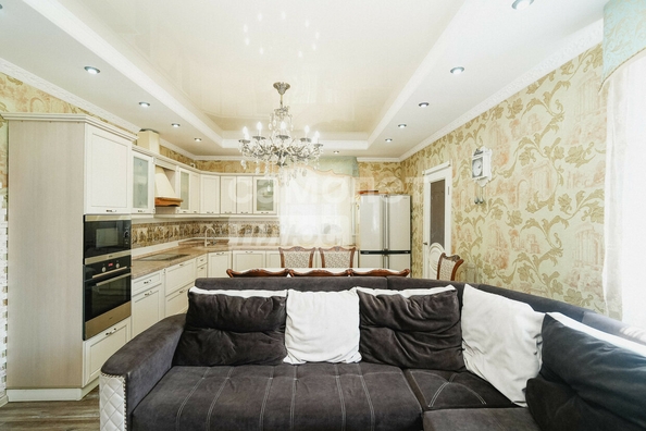 
  Продается дом, 142.5 м², Омск
. Фото 2.