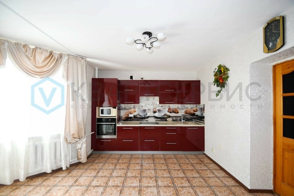 
  Продается 3-комн. квартира, 99.8 м², Багратиона ул, д. 94
. Фото 4.