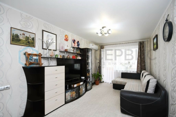 
  Продается 2-комн. квартира, 44.8 м², Крыловская ул, д. 25
. Фото 5.