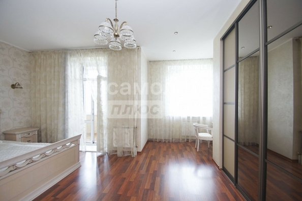 
  Продается 3-комн. квартира, 140.7 м², Маршала Жукова ул, д. 101
. Фото 2.