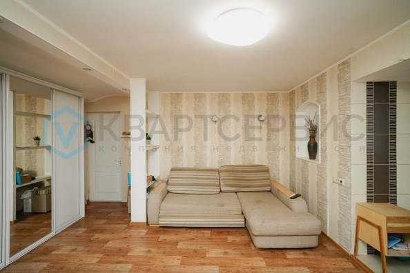 
  Продается 3-комн. квартира, 69.5 м², Блюхера ул, д. 26
. Фото 4.