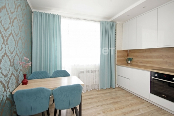 
  Продается 2-комн. квартира, 58.7 м², Красный Путь ул, д. 137/2
. Фото 5.