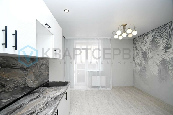 
  Продается 2-комн. квартира, 44 м², 1-ой красной звезды, д. 73
. Фото 2.