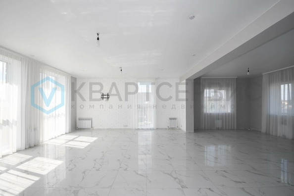
  Продается дом, 395 м², село Усть-Заостровка
. Фото 1.