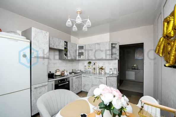 
  Продается 2-комн. квартира, 75.4 м², Мельничная ул, д. 87к1
. Фото 3.