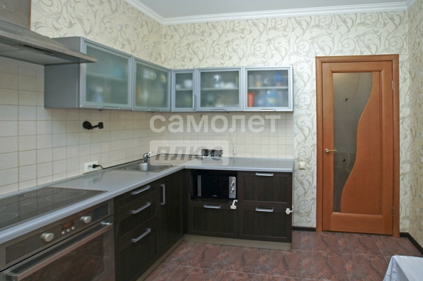 
  Продается 2-комн. квартира, 65.6 м², Пригородная ул, д. 5к1
. Фото 4.