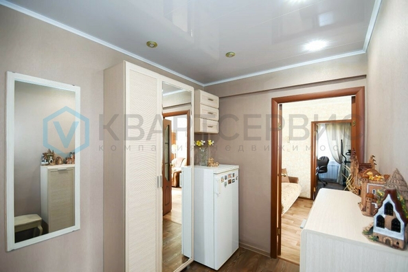 
  Продается 4-комн. квартира, 60 м², Молодежная ул, д. 15
. Фото 1.