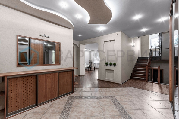 
  Продается дом, 341.8 м², Омск
. Фото 4.
