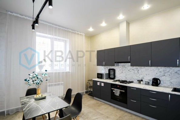 
  Продается дом, 444.2 м², Омск
. Фото 3.