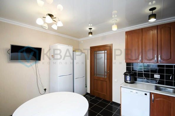 
  Продается дом, 120 м², Омск
. Фото 2.