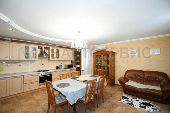 
  Продается дом, 403 м², село Усть-Заостровка
. Фото 2.